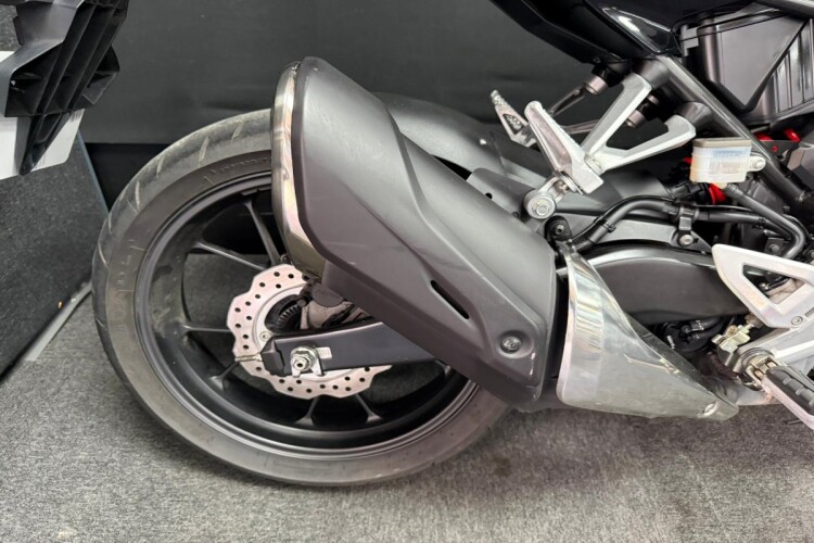 HONDA CBF300