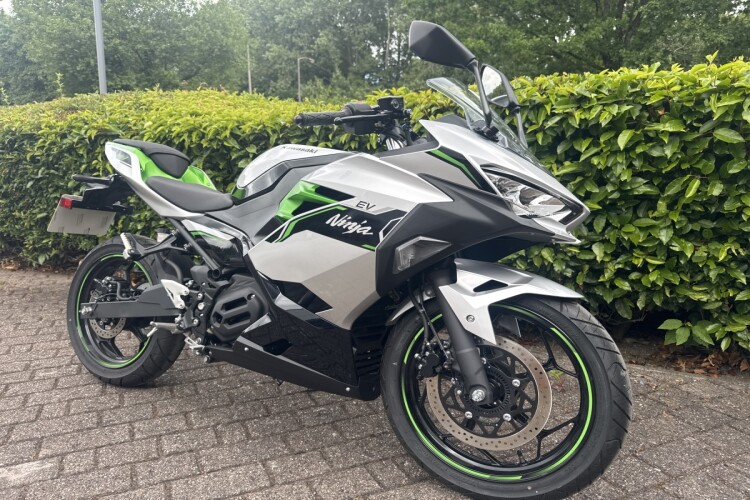 KAWASAKI NINJA E-1