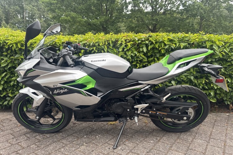 KAWASAKI NINJA E-1
