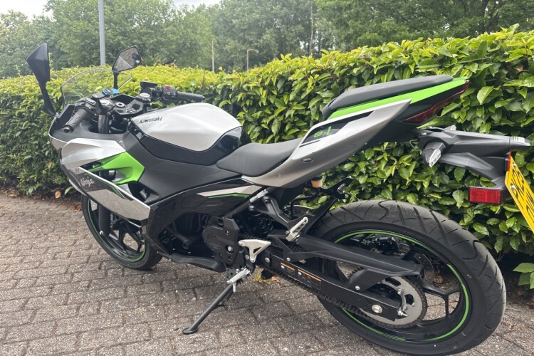 KAWASAKI NINJA E-1