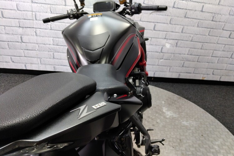 2020 KAWASAKI Z H2, Black - photo 7