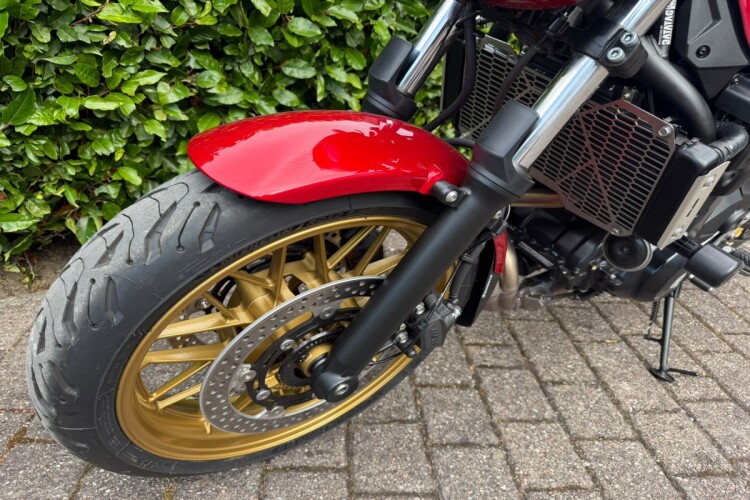 KAWASAKI Z650 RS