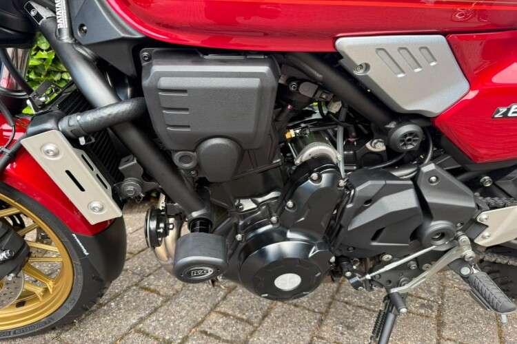 KAWASAKI Z650 RS