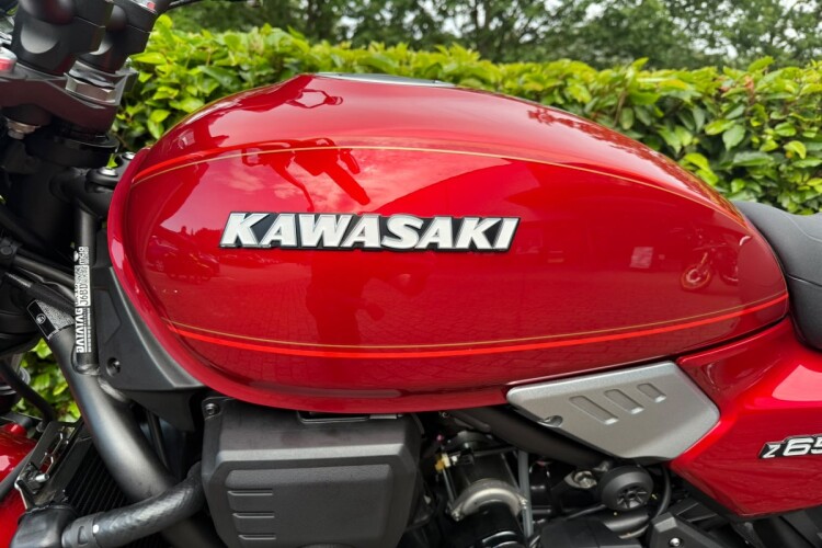 KAWASAKI Z650 RS