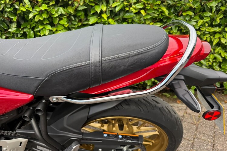 KAWASAKI Z650 RS