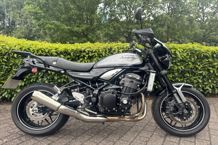KAWASAKI Z900 RS
