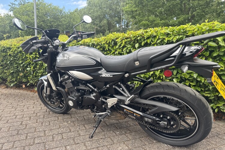 KAWASAKI Z900 RS