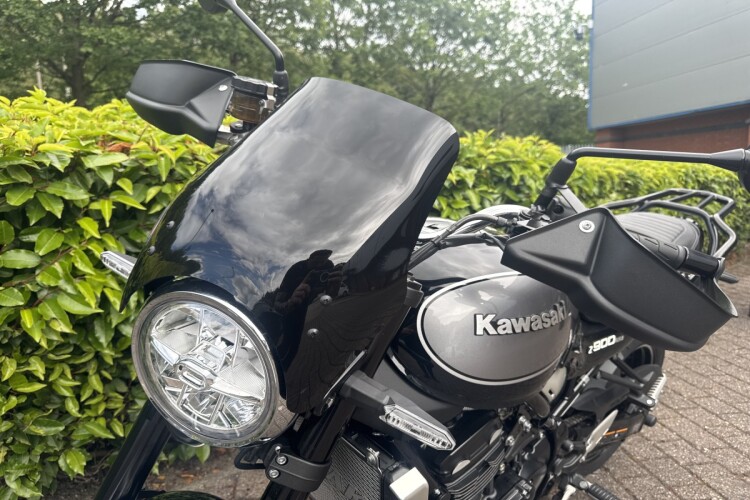 KAWASAKI Z900 RS