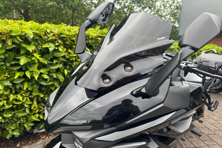 2022 SUZUKI GSX-S1000GT, Black - photo 16