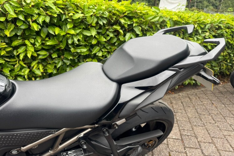 2022 SUZUKI GSX-S1000GT, Black - photo 17