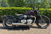 TRIUMPH BOBBER