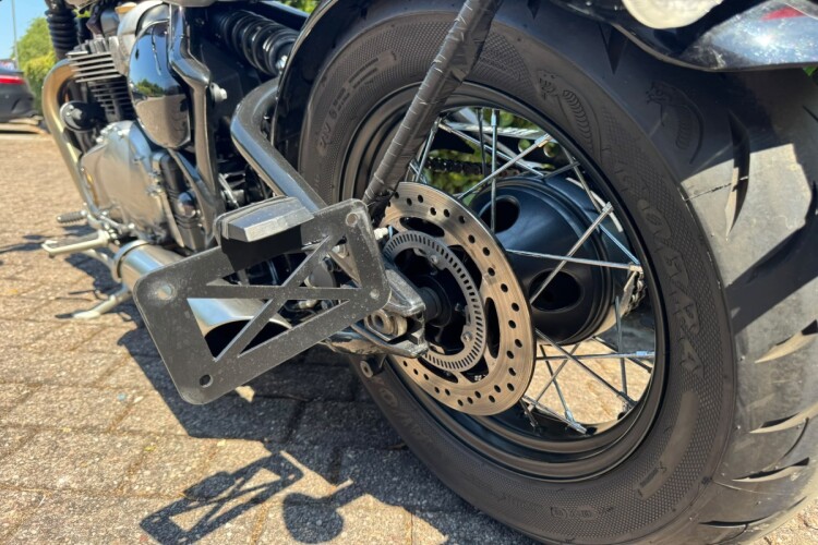 TRIUMPH BOBBER