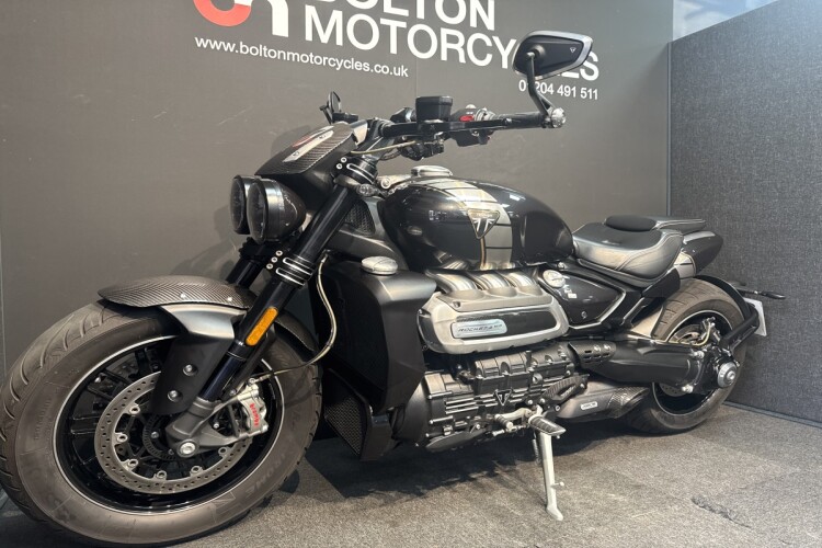 TRIUMPH ROCKET III