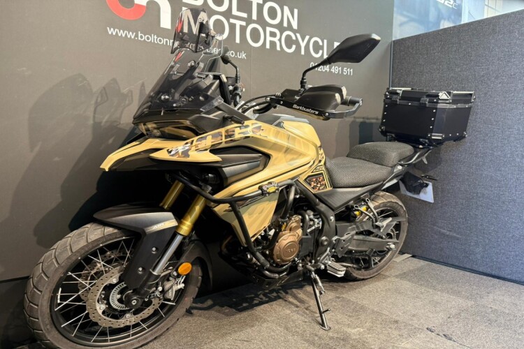 VOGE DS625X