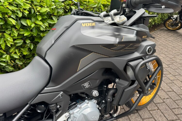 2025 VOGE DS900X, Matt Black - photo 16