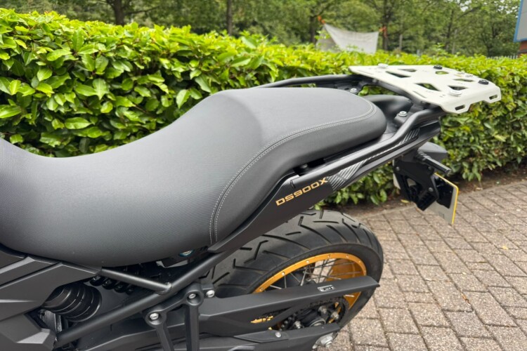 2025 VOGE DS900X, Matt Black - photo 17