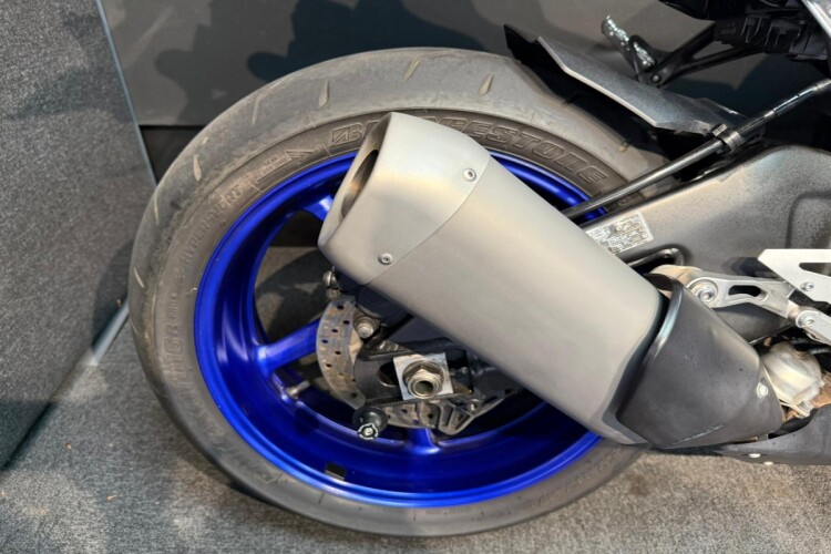 YAMAHA MT-10