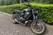 YAMAHA XSR700