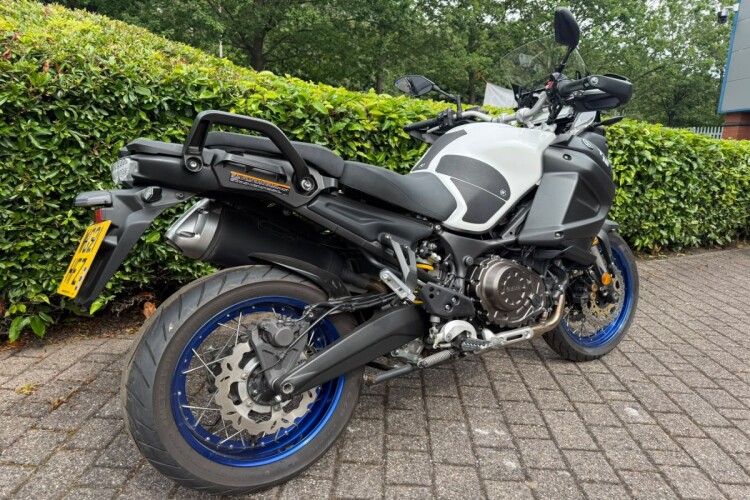 YAMAHA XT1200 SUPER TENERE