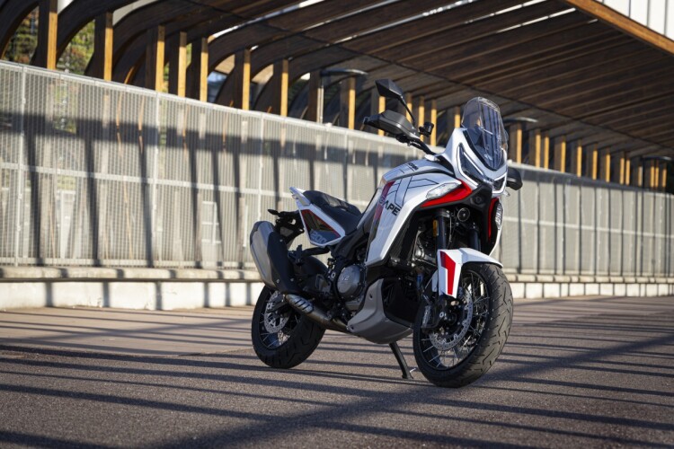 MOTO MORINI X-CAPE 1200