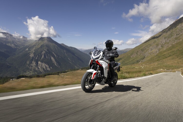 MOTO MORINI X-CAPE 1200