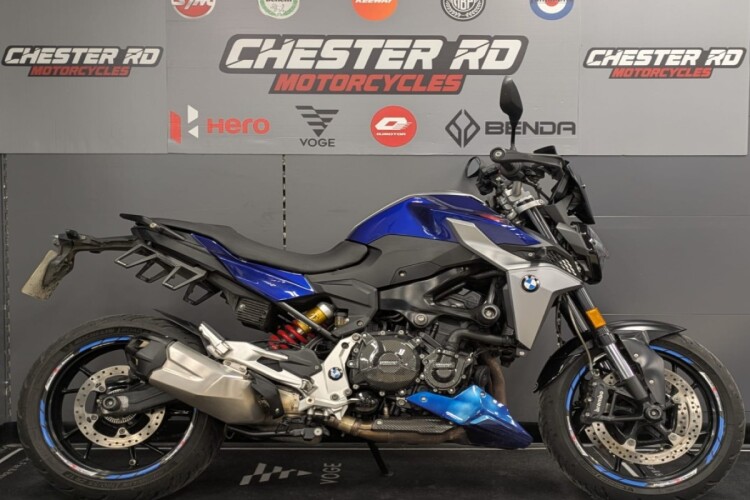 BMW F900R
