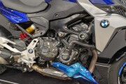 BMW F900R