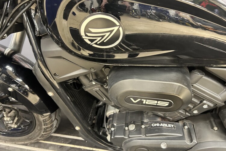 KEEWAY RK V125