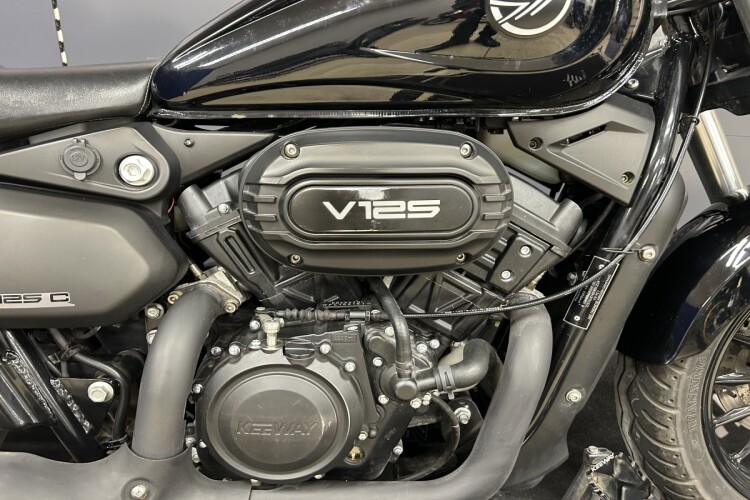KEEWAY RK V125