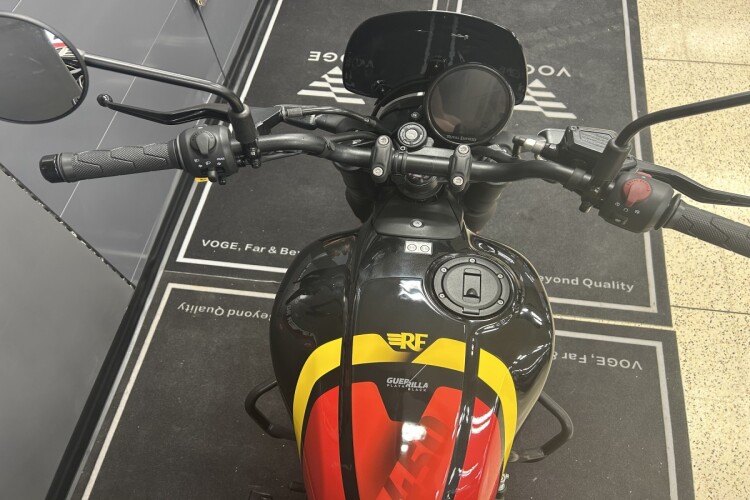 ROYAL ENFIELD GUERRILLA 450