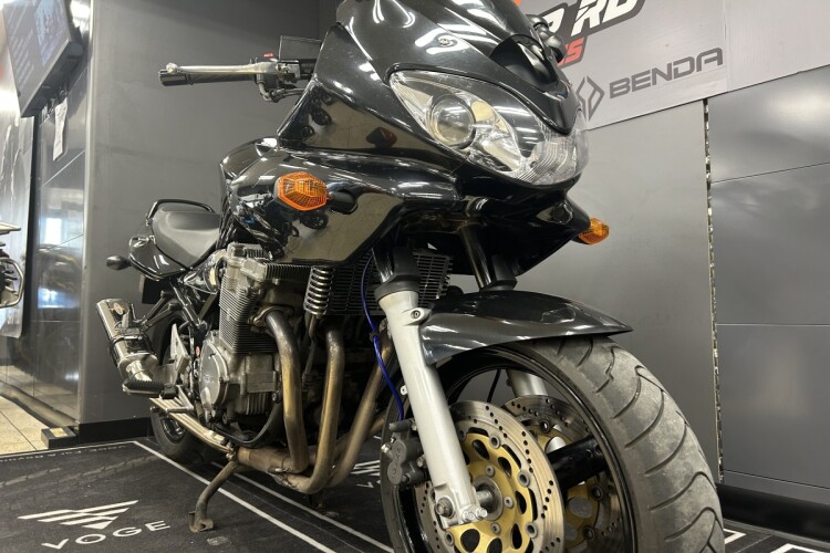 SUZUKI BANDIT 600