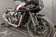 TRIUMPH T