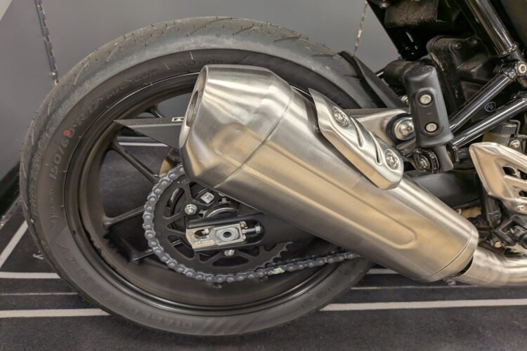 TRIUMPH T