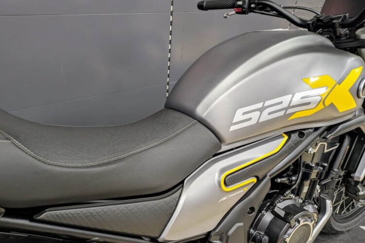 VOGE AC525X