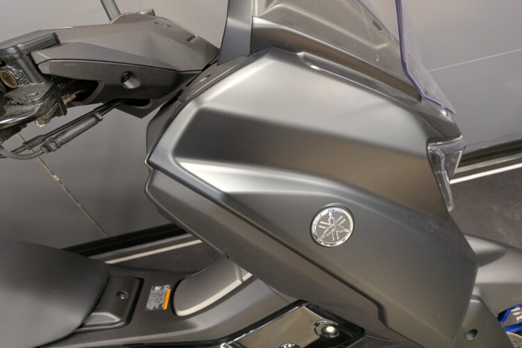 YAMAHA NMAX 125