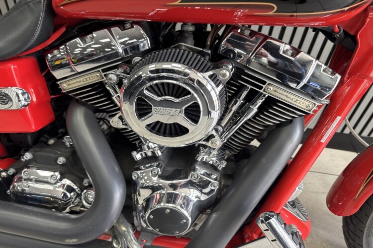 HARLEY-DAVIDSON CVO