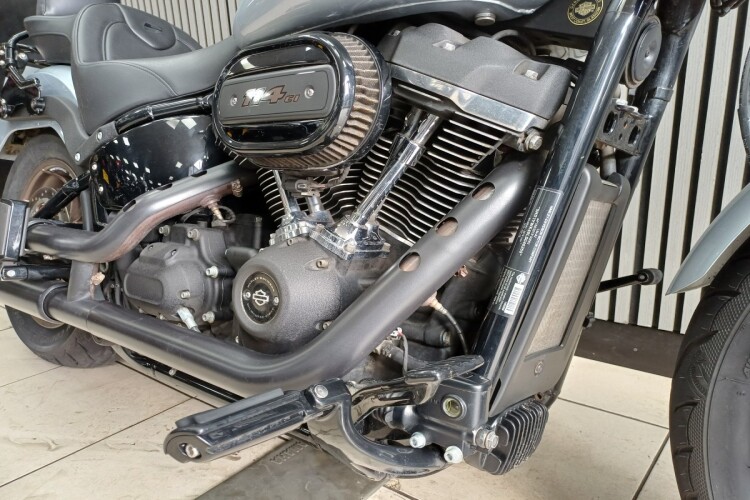 2021 HARLEY-DAVIDSON FXLRS LOW RIDER S, Silver - photo 11