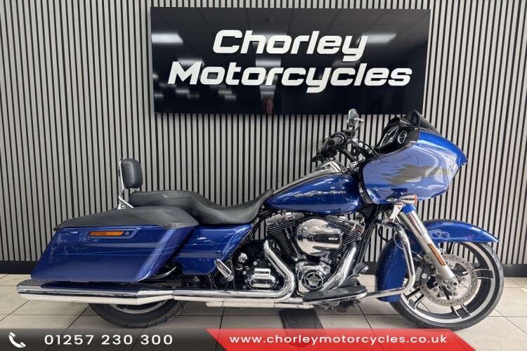 HARLEY-DAVIDSON STREET GLIDE SPECIAL