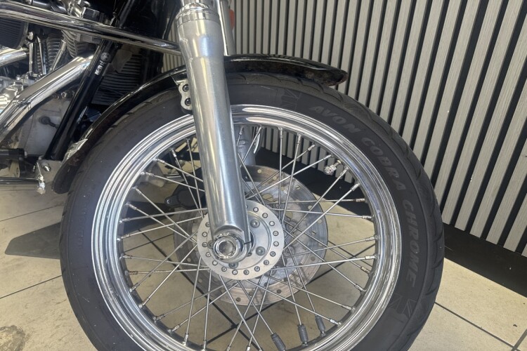 HARLEY-DAVIDSON SUPERGLIDE