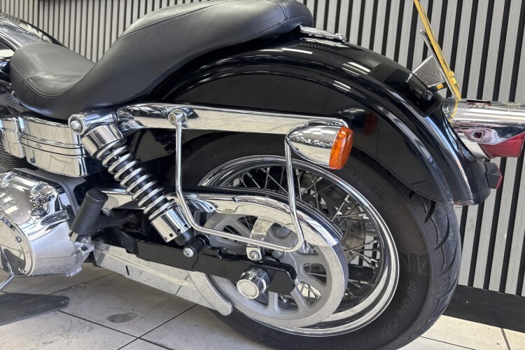 HARLEY-DAVIDSON SUPERGLIDE
