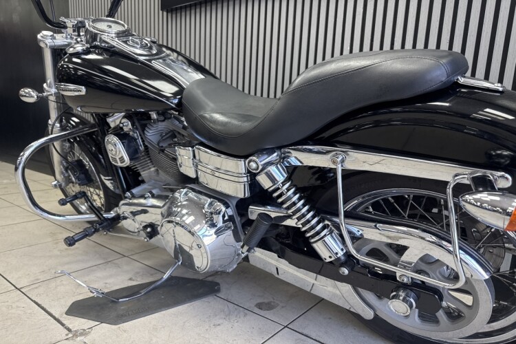 HARLEY-DAVIDSON SUPERGLIDE