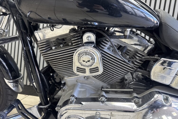 HARLEY-DAVIDSON SUPERGLIDE