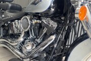 HARLEY-DAVIDSON TOURING