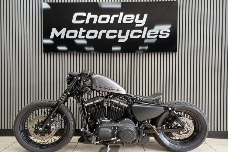 HARLEY-DAVIDSON XL 1200 SUPERLOW