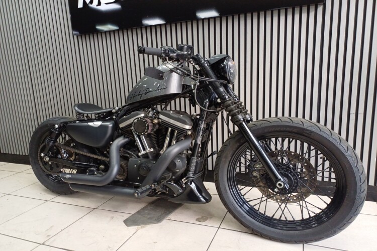 HARLEY-DAVIDSON XL 1200 SUPERLOW