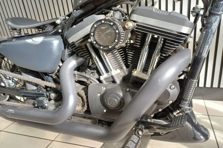 HARLEY-DAVIDSON XL 1200 SUPERLOW