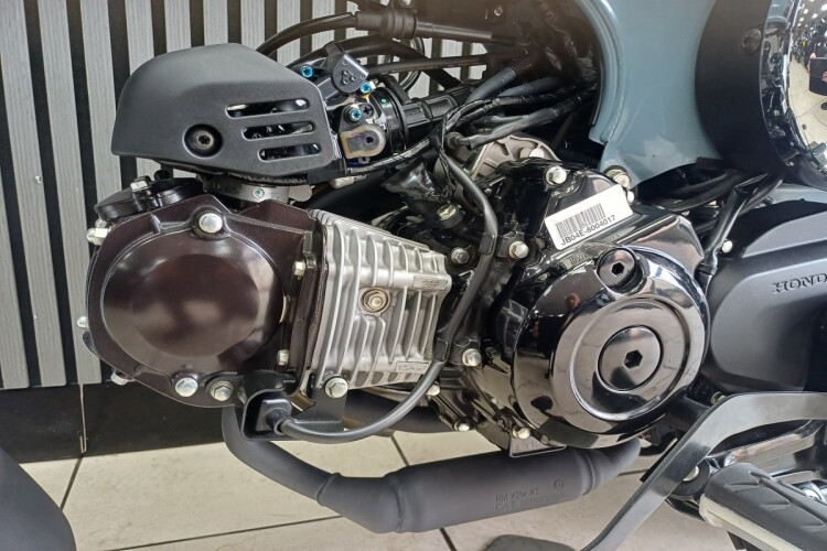 HONDA DAX 125