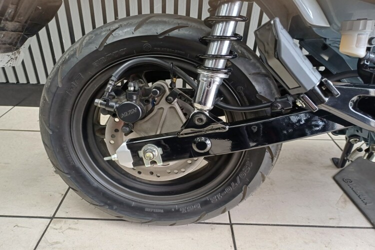 HONDA DAX 125