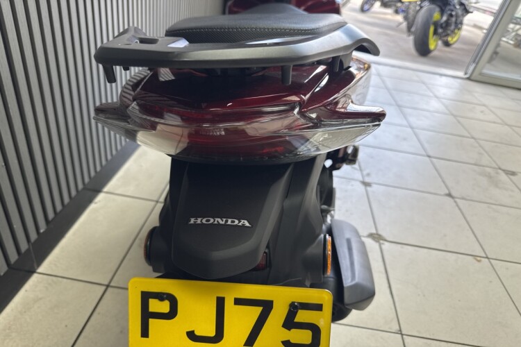 HONDA VISION 110