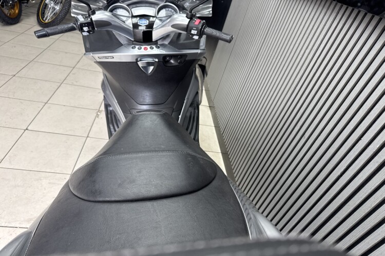 PIAGGIO X10 350